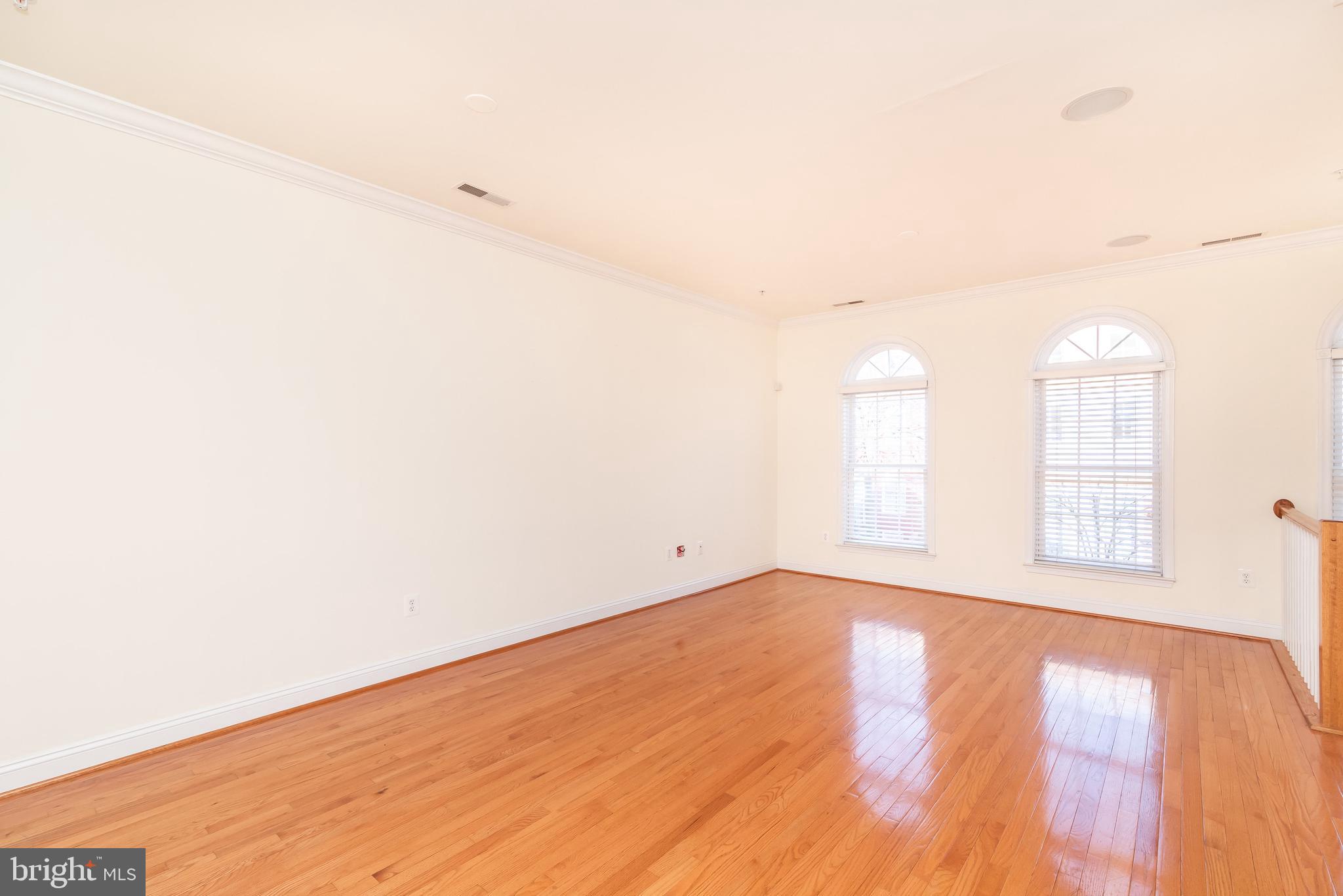 CAMDEN CROSSING - Residential