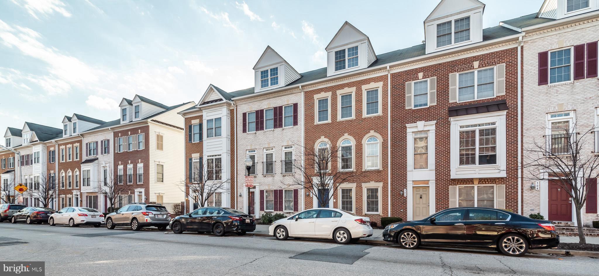 CAMDEN CROSSING - Residential