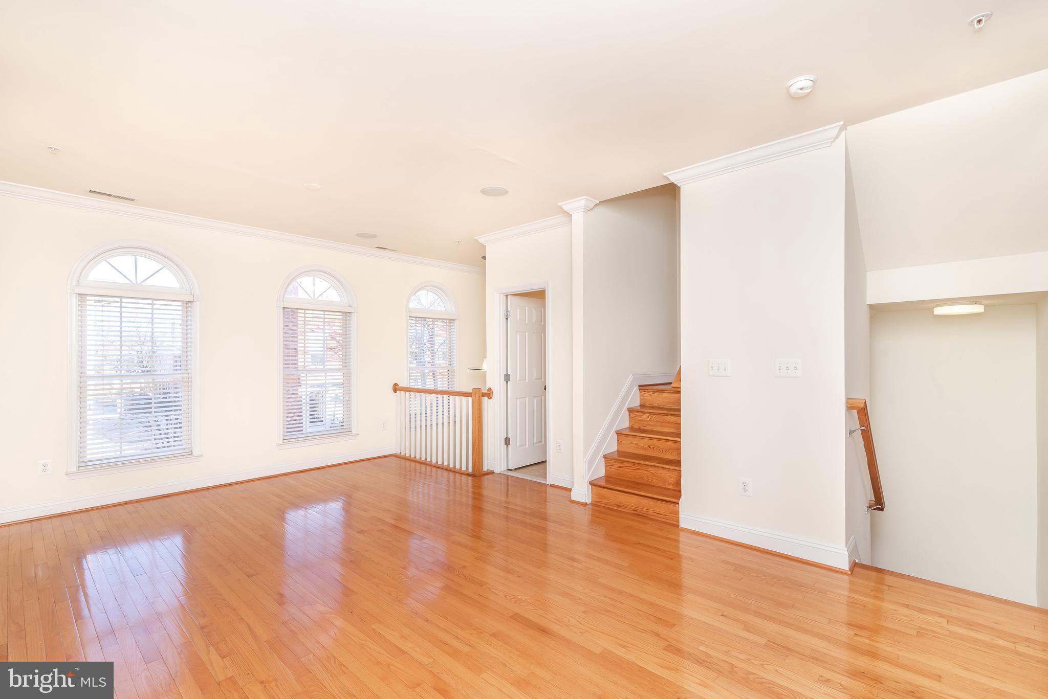 CAMDEN CROSSING - Residential