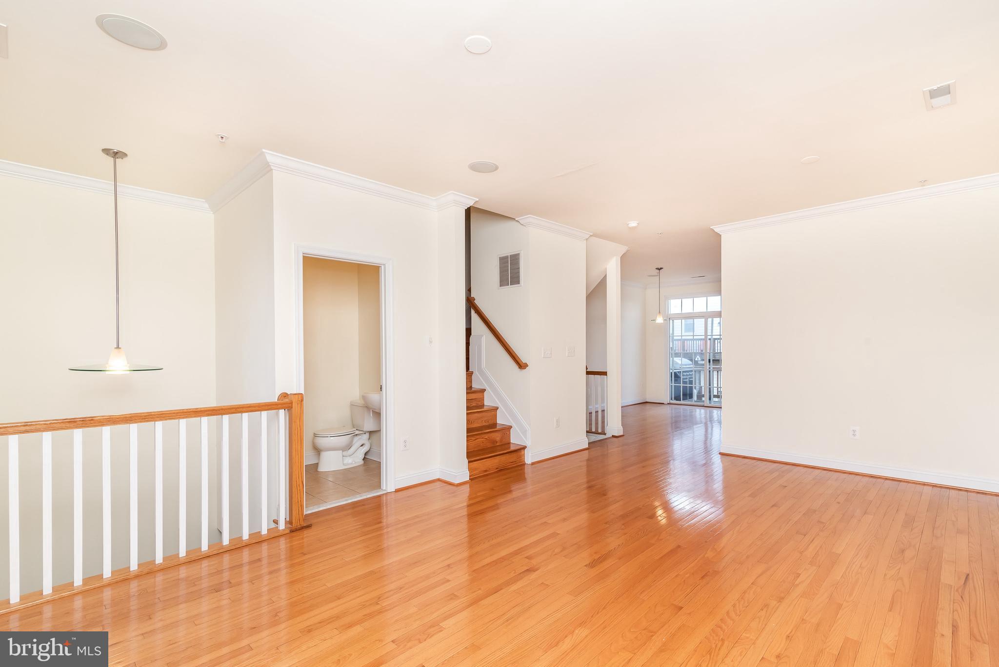 CAMDEN CROSSING - Residential