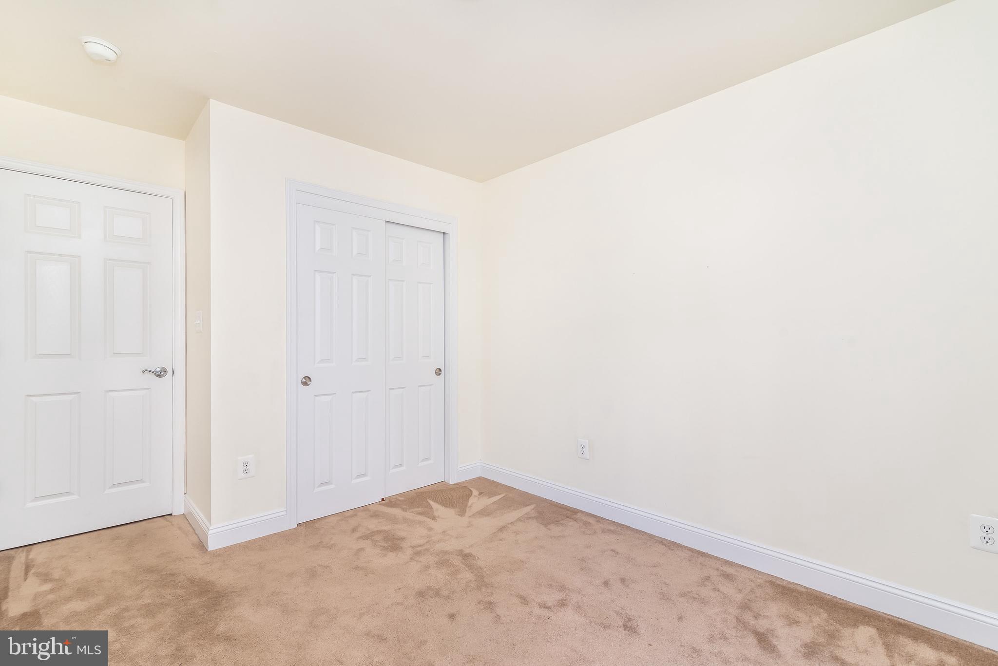 CAMDEN CROSSING - Residential