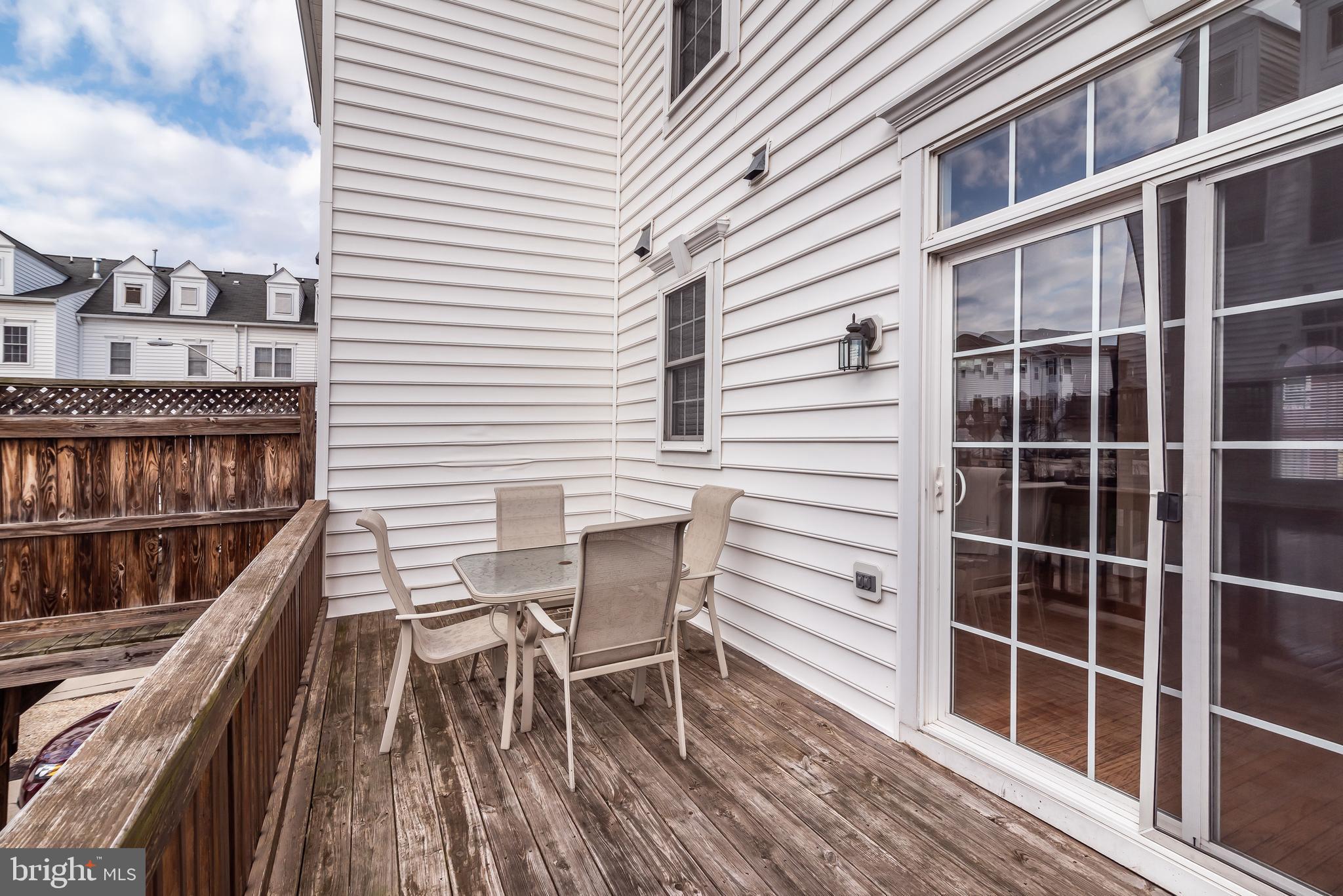 CAMDEN CROSSING - Residential