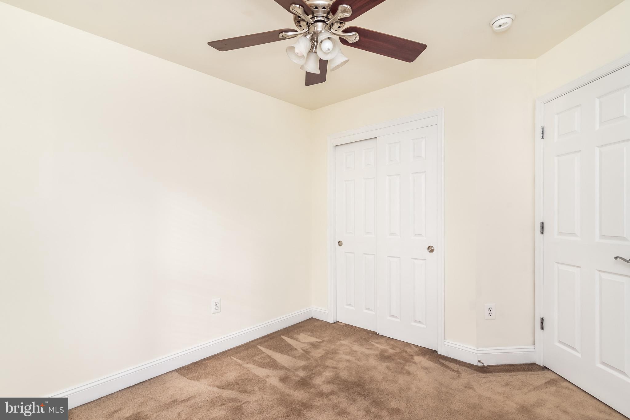 CAMDEN CROSSING - Residential