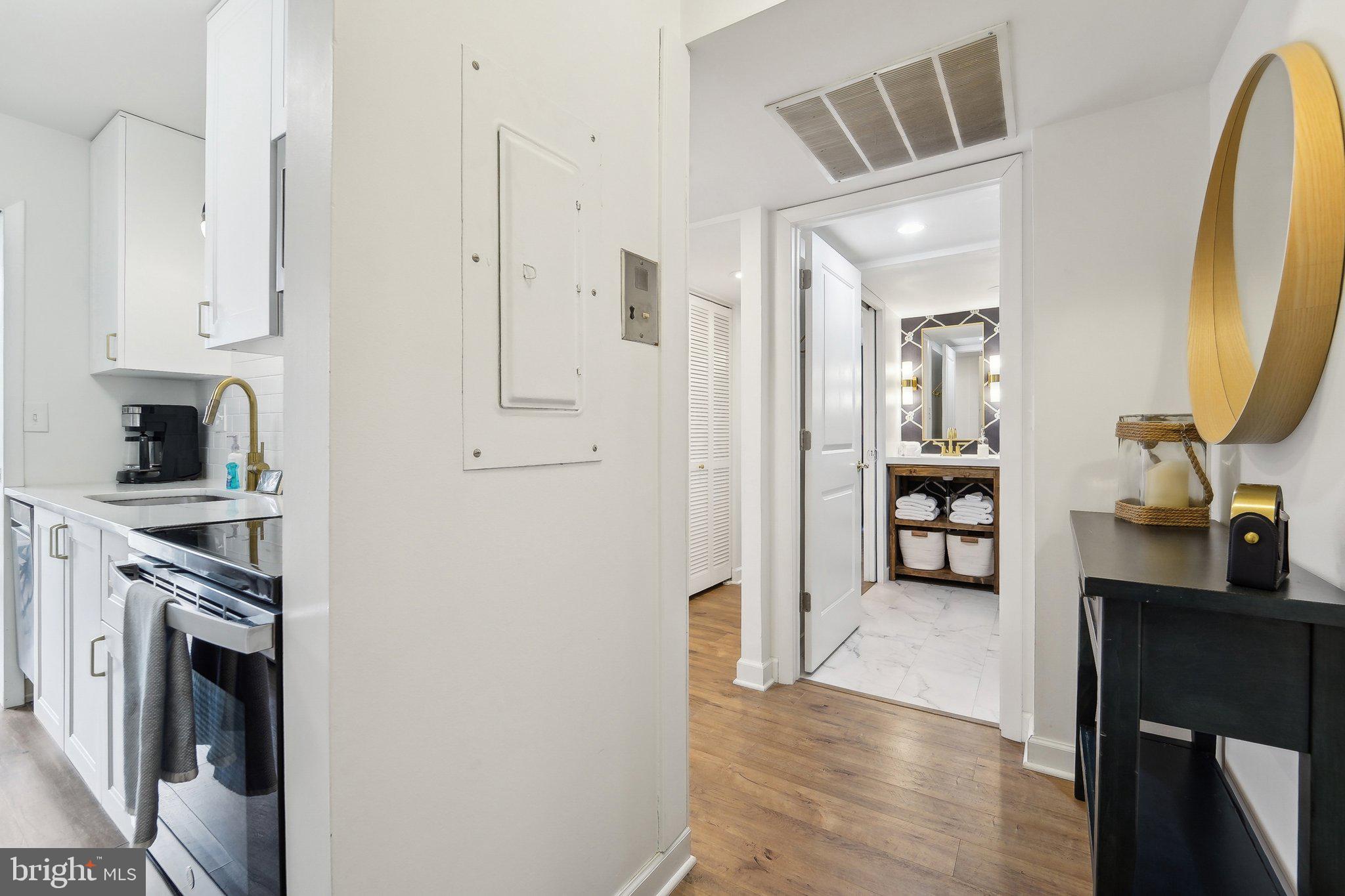NEWPORT CONDOMINIUMS - Residential