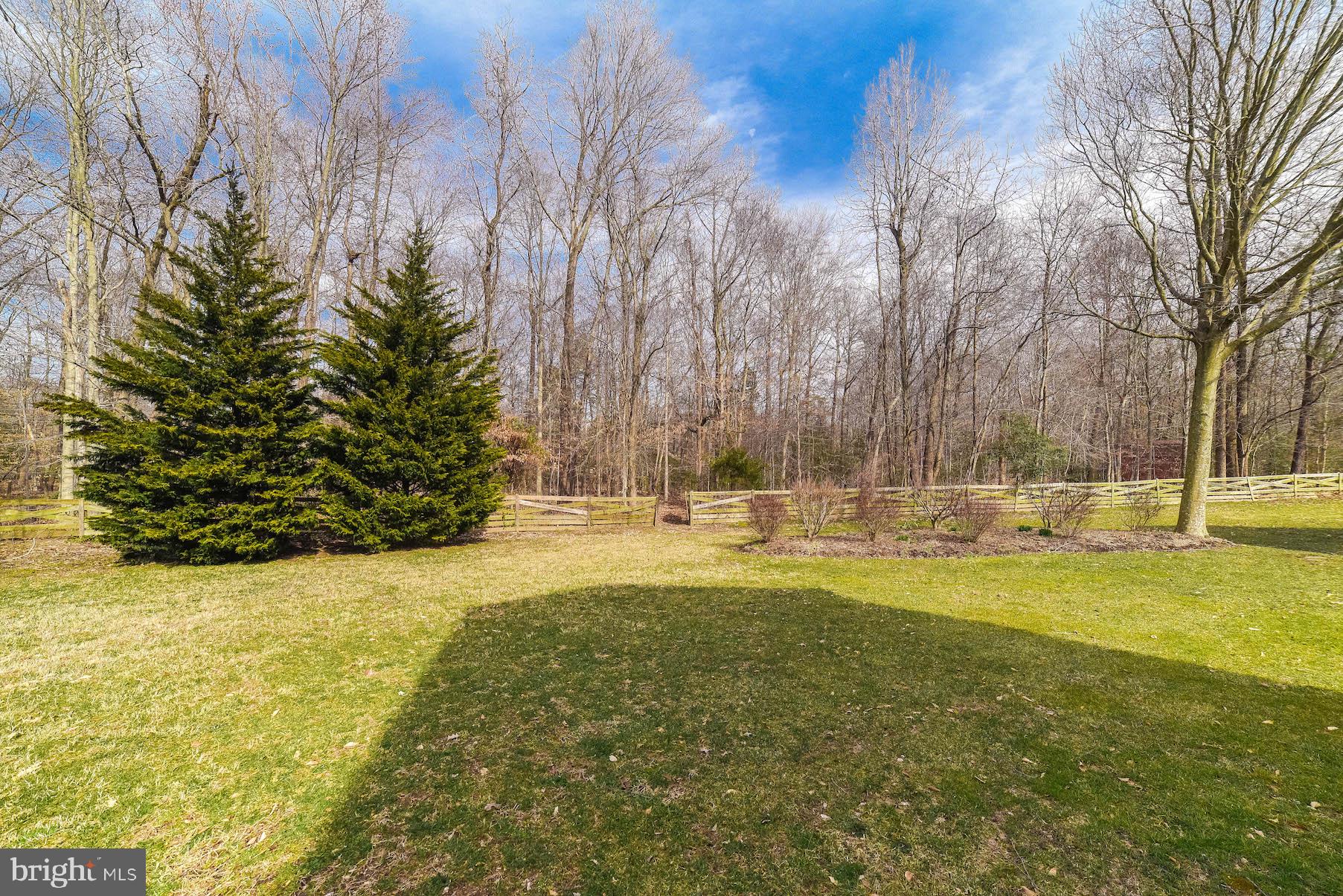 CLARKS RUN - Residential