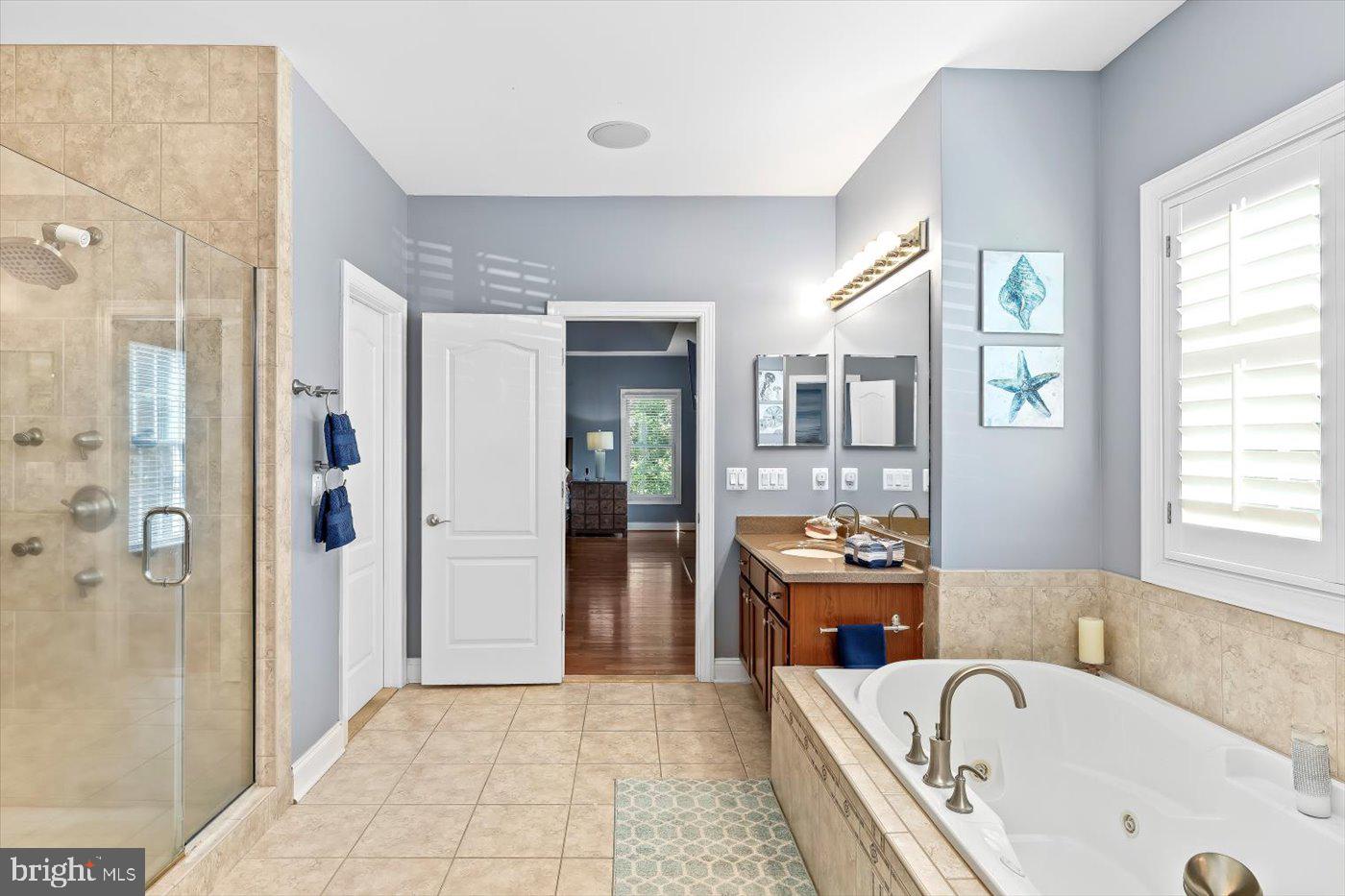 MEADOWLAND - Residential