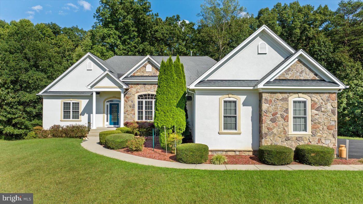 MEADOWLAND - Residential