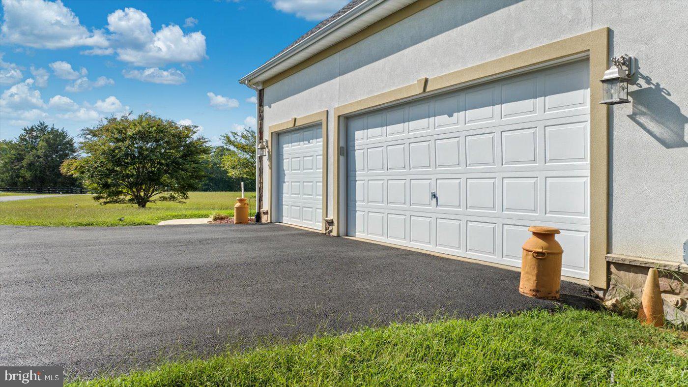 MEADOWLAND - Residential