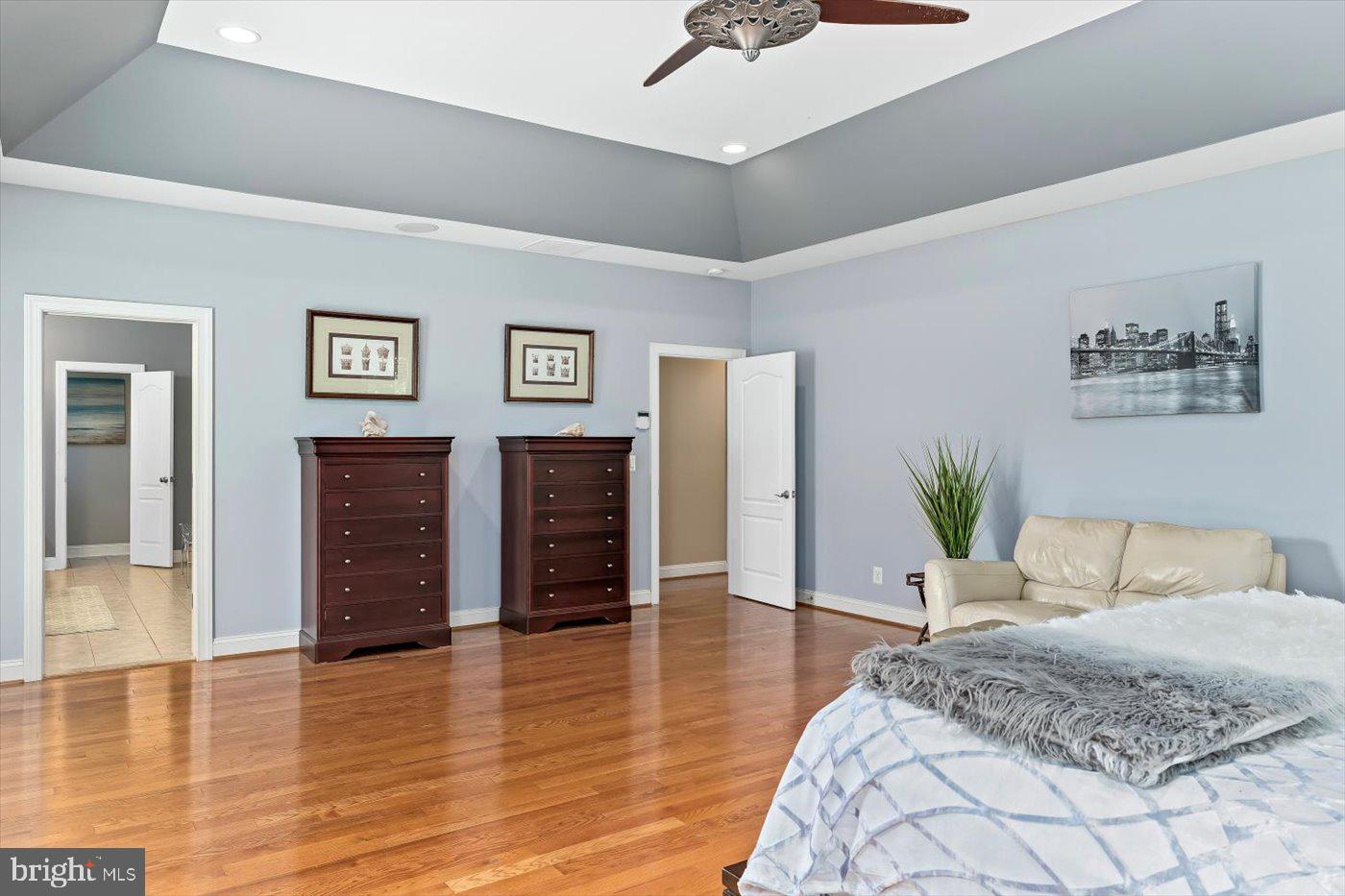 MEADOWLAND - Residential