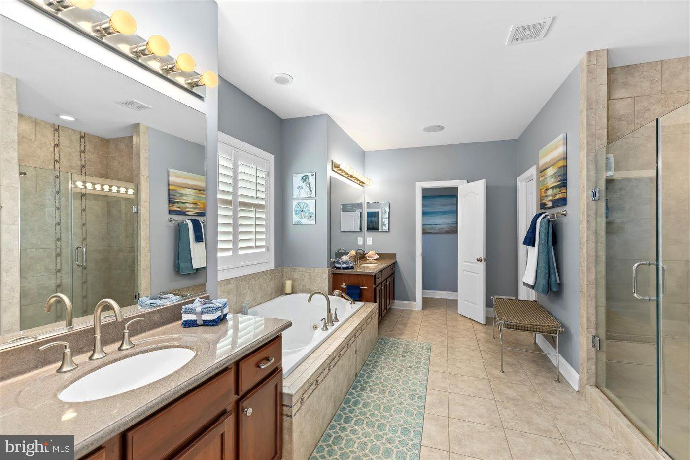 MEADOWLAND - Residential