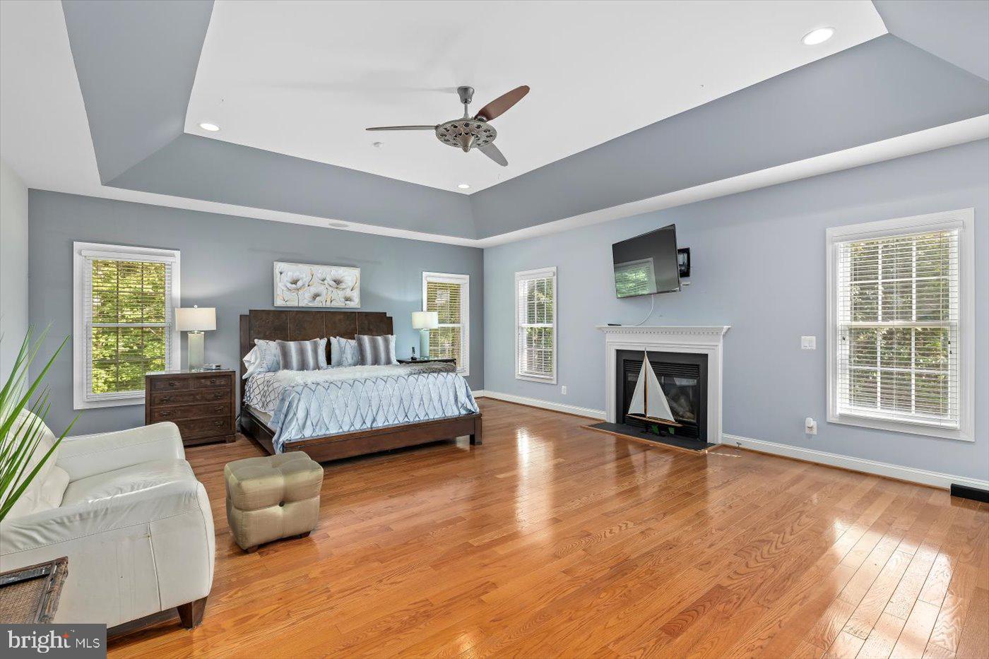 MEADOWLAND - Residential