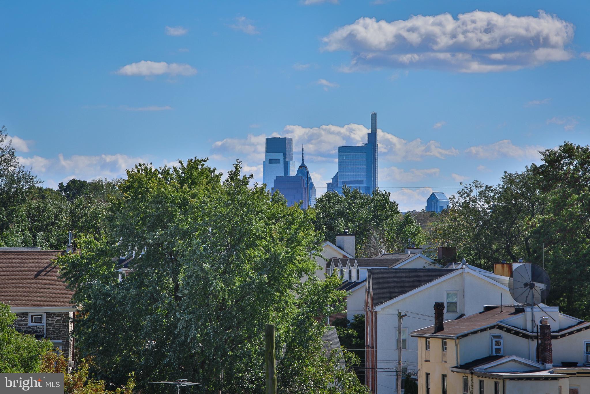 EAST FALLS - Residential