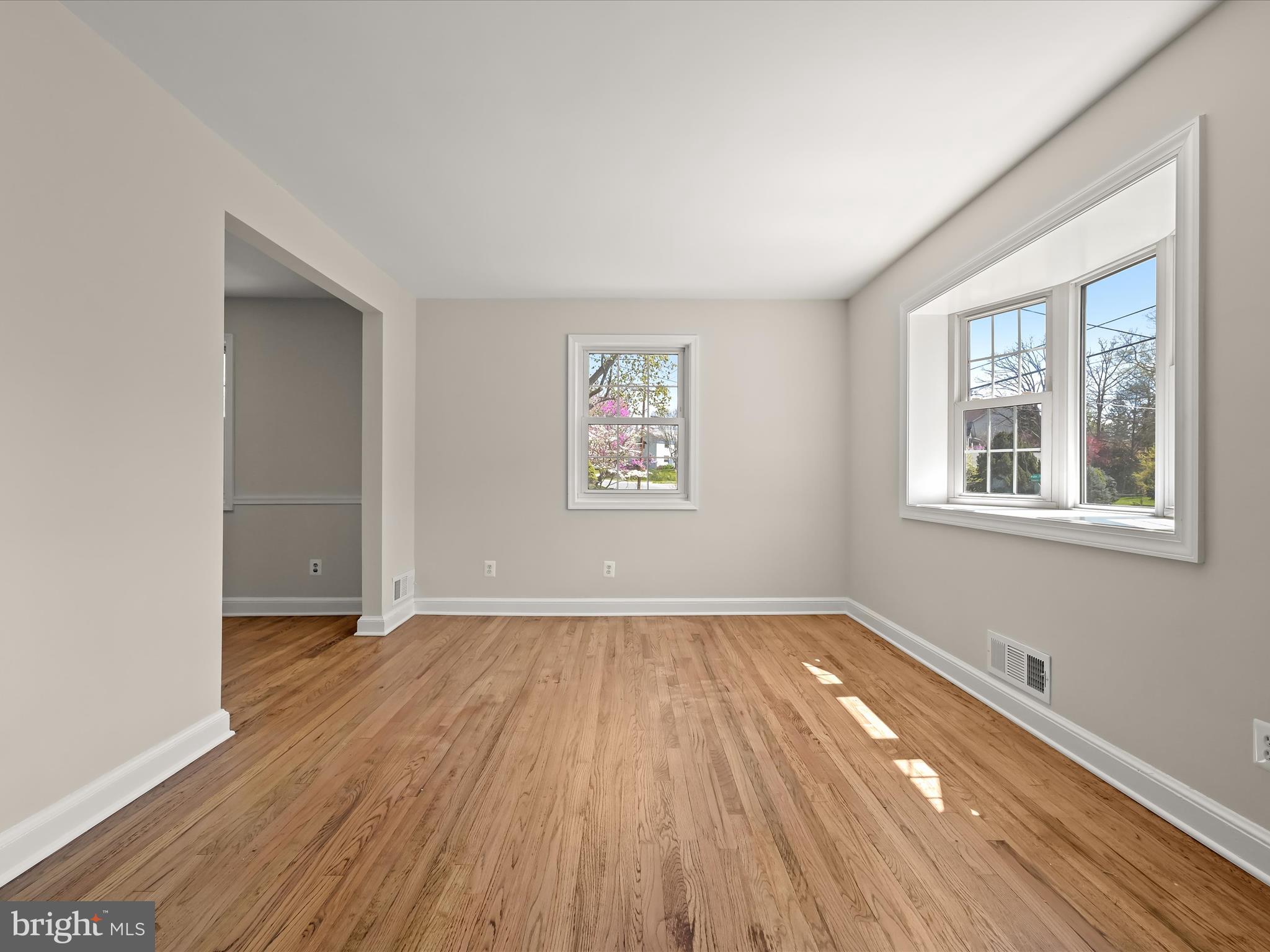 10318 PARKWOOD DRIVE