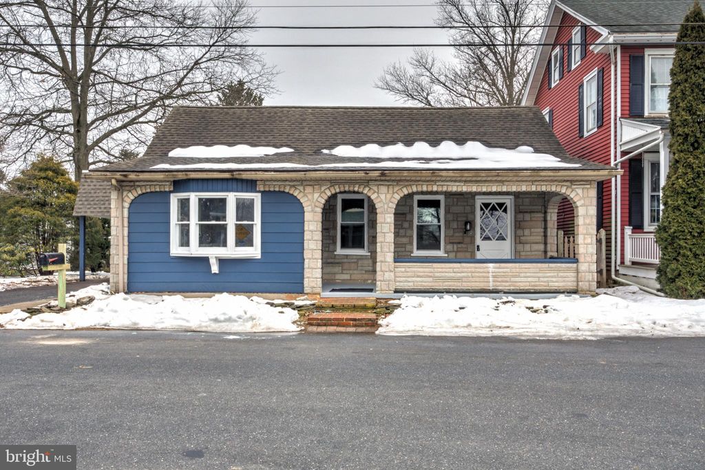 Photo of 2336 Wood Street, LANCASTER, PA 17603 (MLS # PALA2083006)