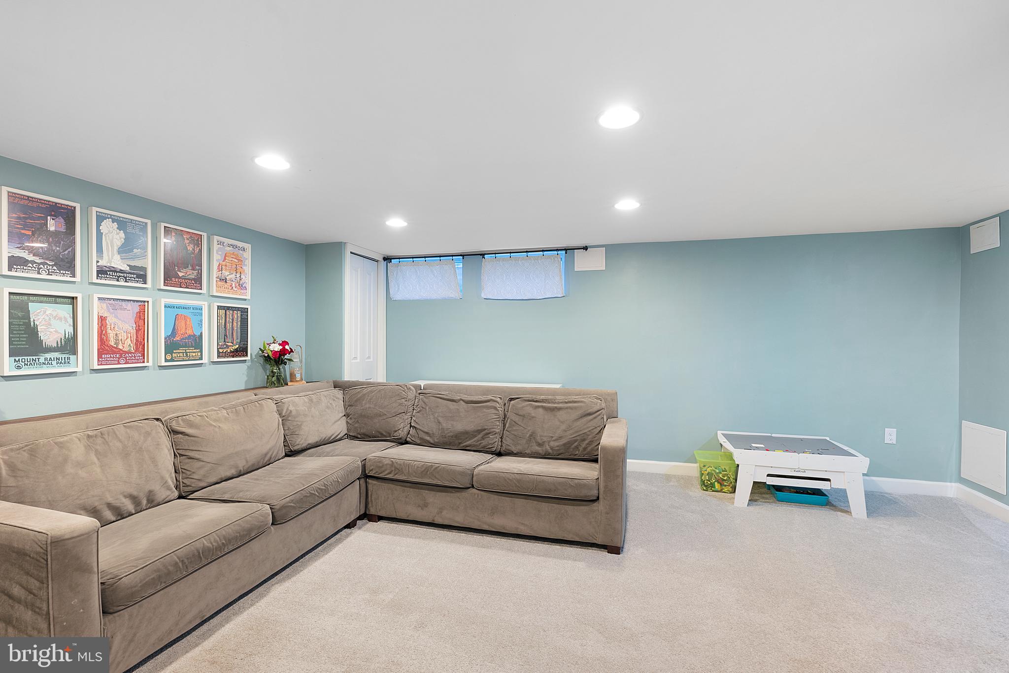 LOCH RAVEN MANOR - Residential