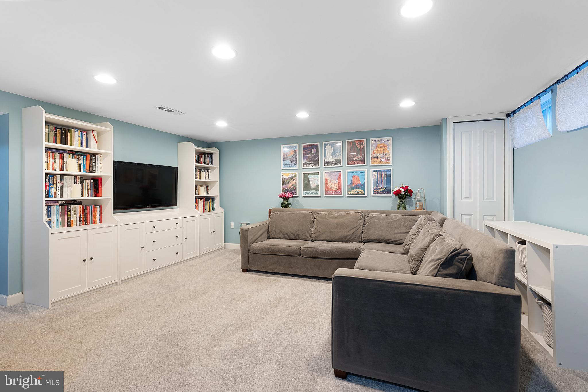 LOCH RAVEN MANOR - Residential