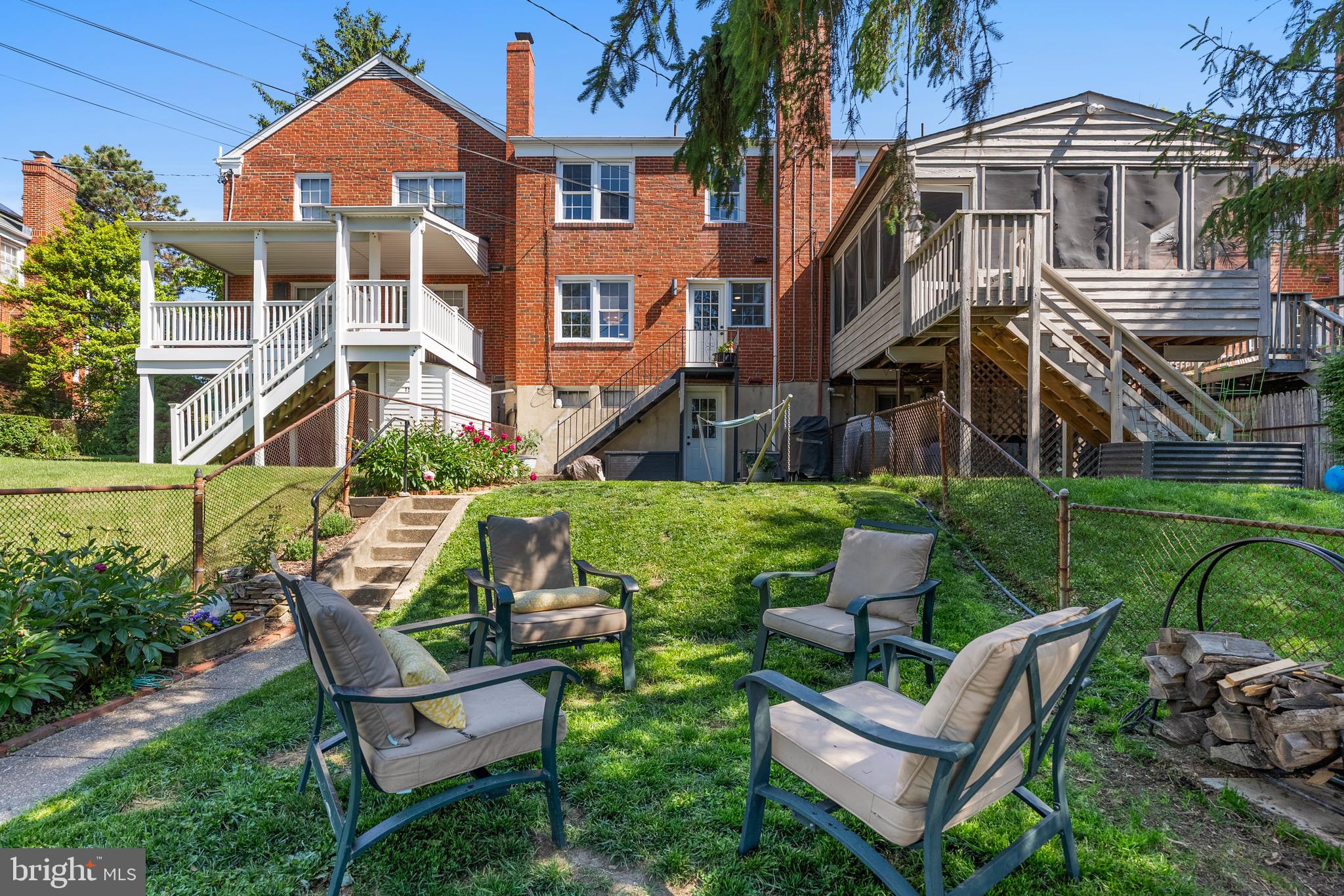 LOCH RAVEN MANOR - Residential