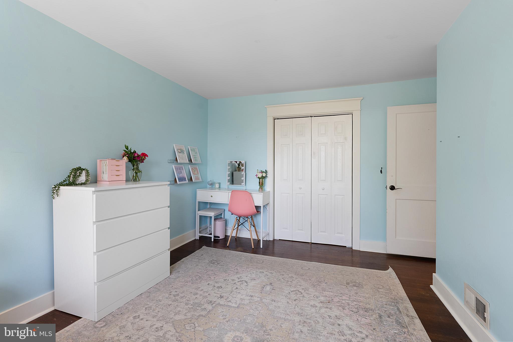LOCH RAVEN MANOR - Residential