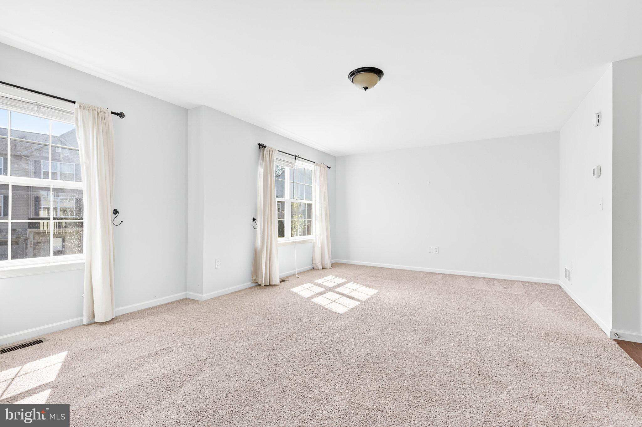 SILVER CREEK - Residential