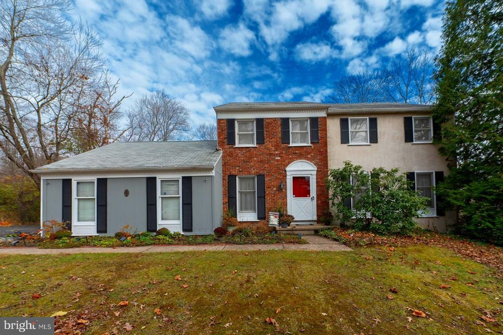 Photo of 1354 Wentz Drive, FORT WASHINGTON, PA 19034 (MLS # PAMC2162636)