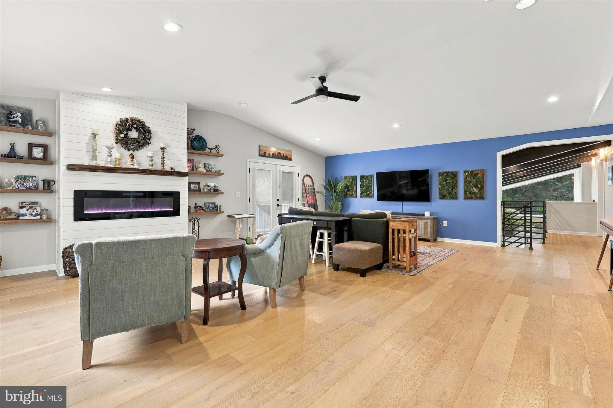615 FOX RUN ROAD