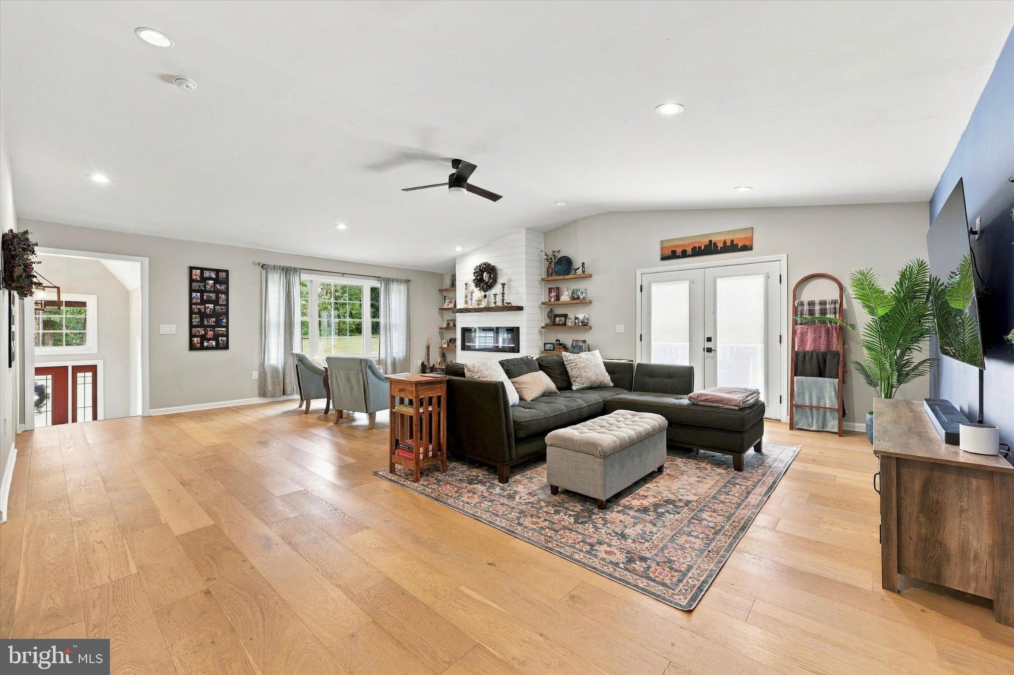 615 FOX RUN ROAD