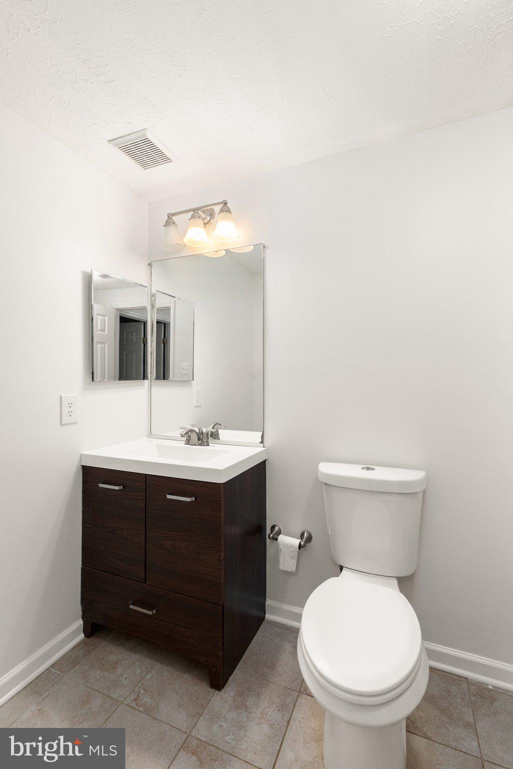 WEST SHORE - Residential