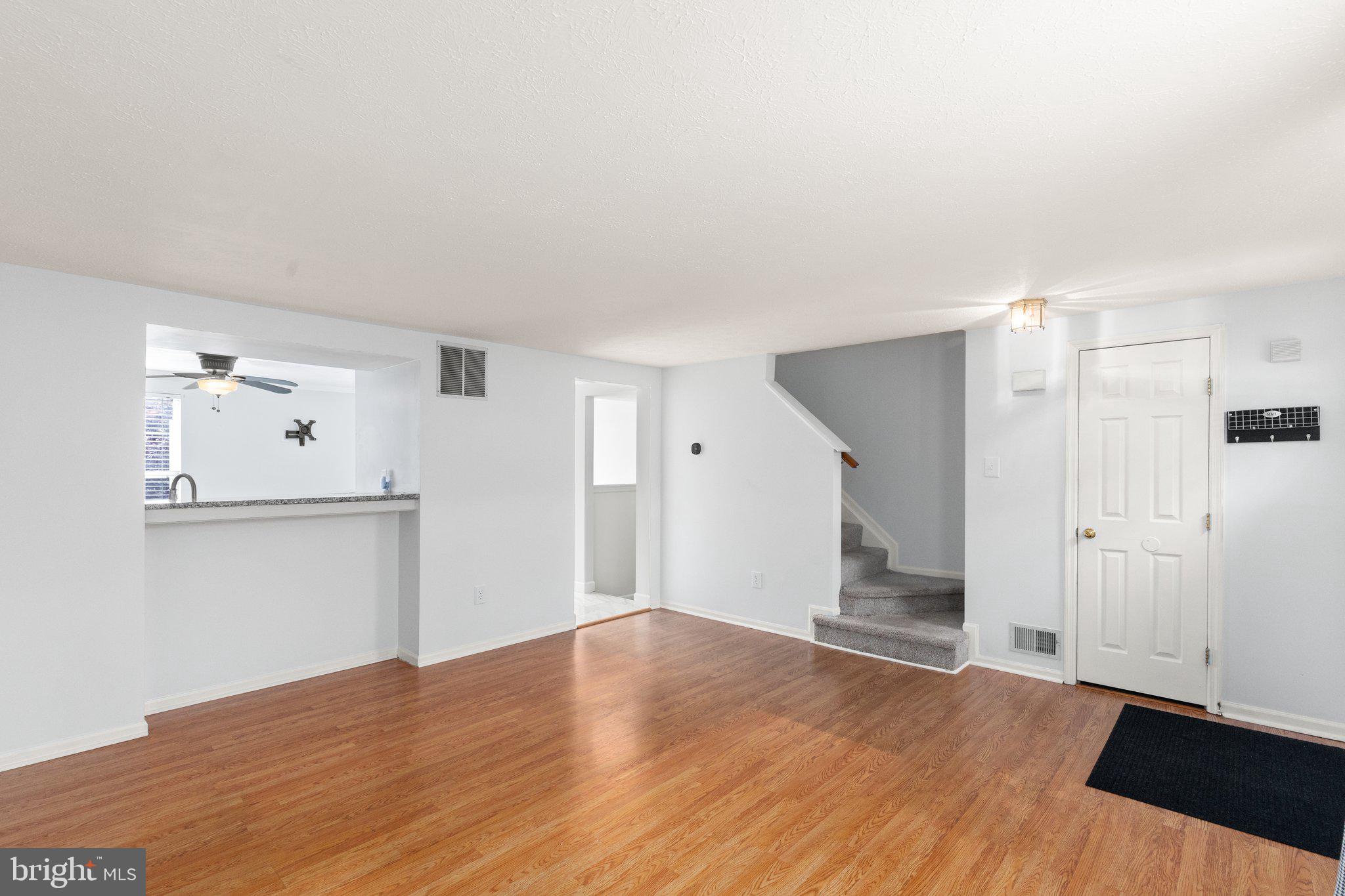 WEST SHORE - Residential