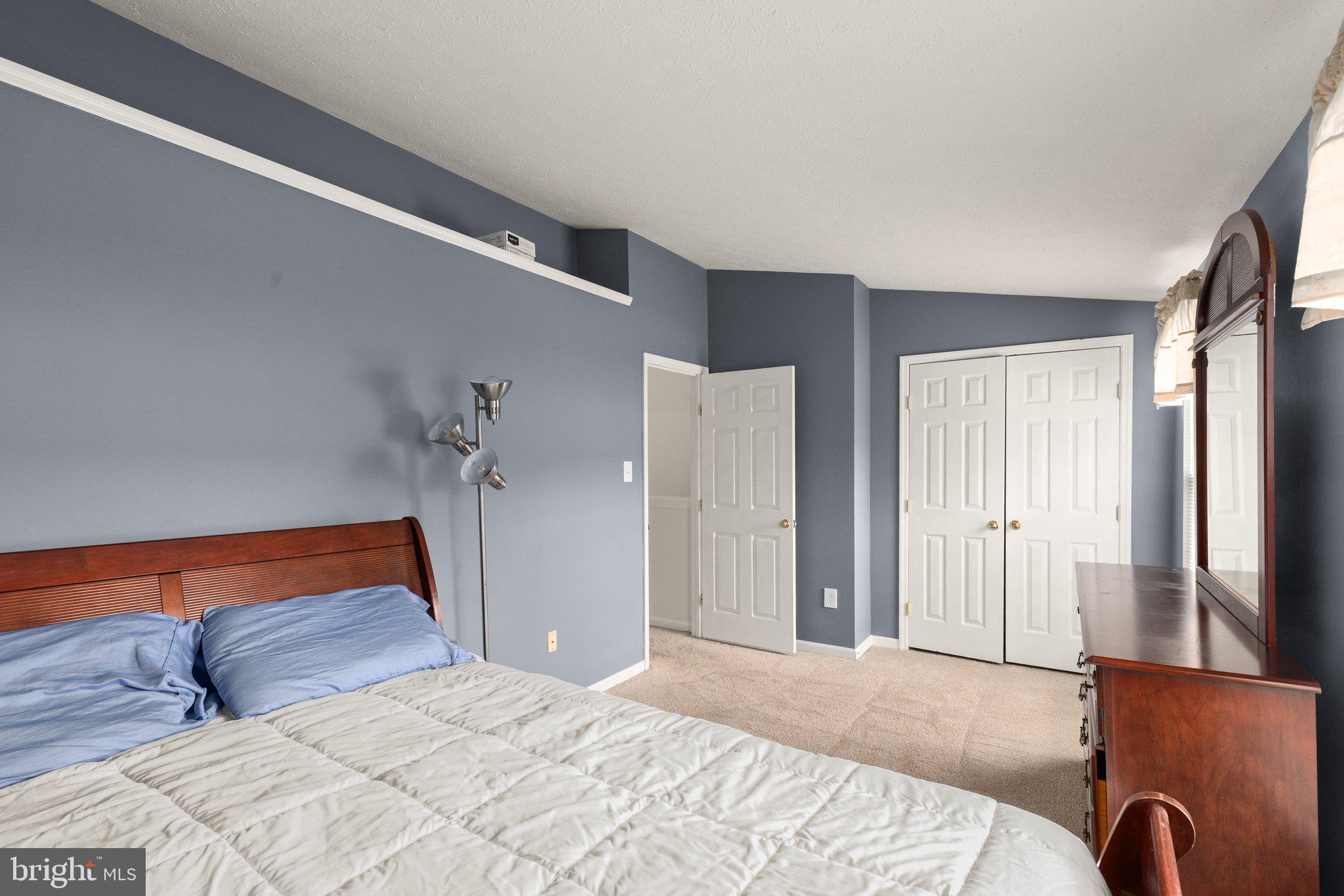 WEST SHORE - Residential