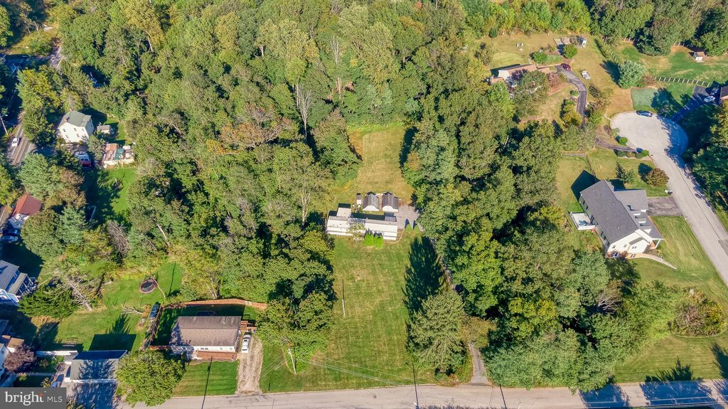 Photo of 5 Shaub Road, NEW FREEDOM, PA 17349 (MLS # PAYK2091160)