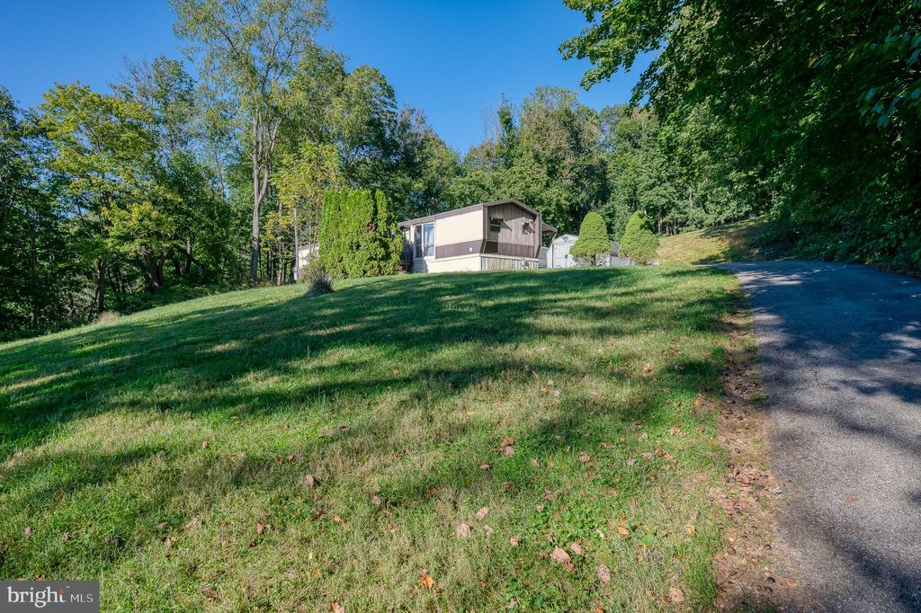 Photo of 5 Shaub Road, NEW FREEDOM, PA 17349 (MLS # PAYK2091160)