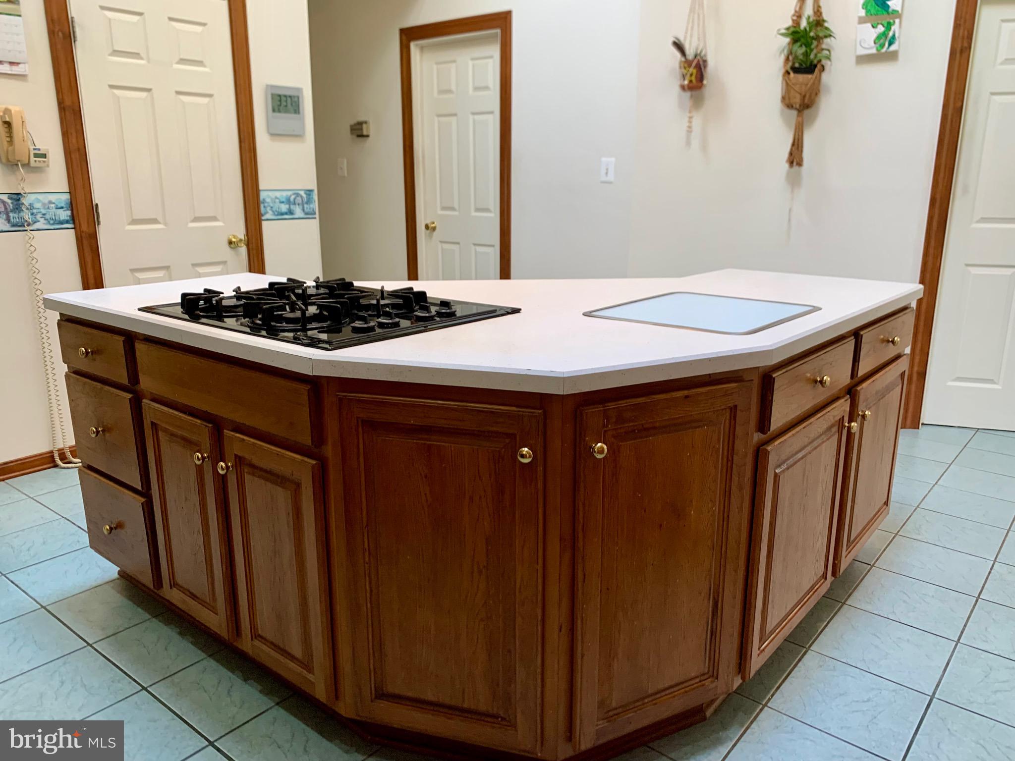 ROGERS HILLSIDE VIEW - Residential