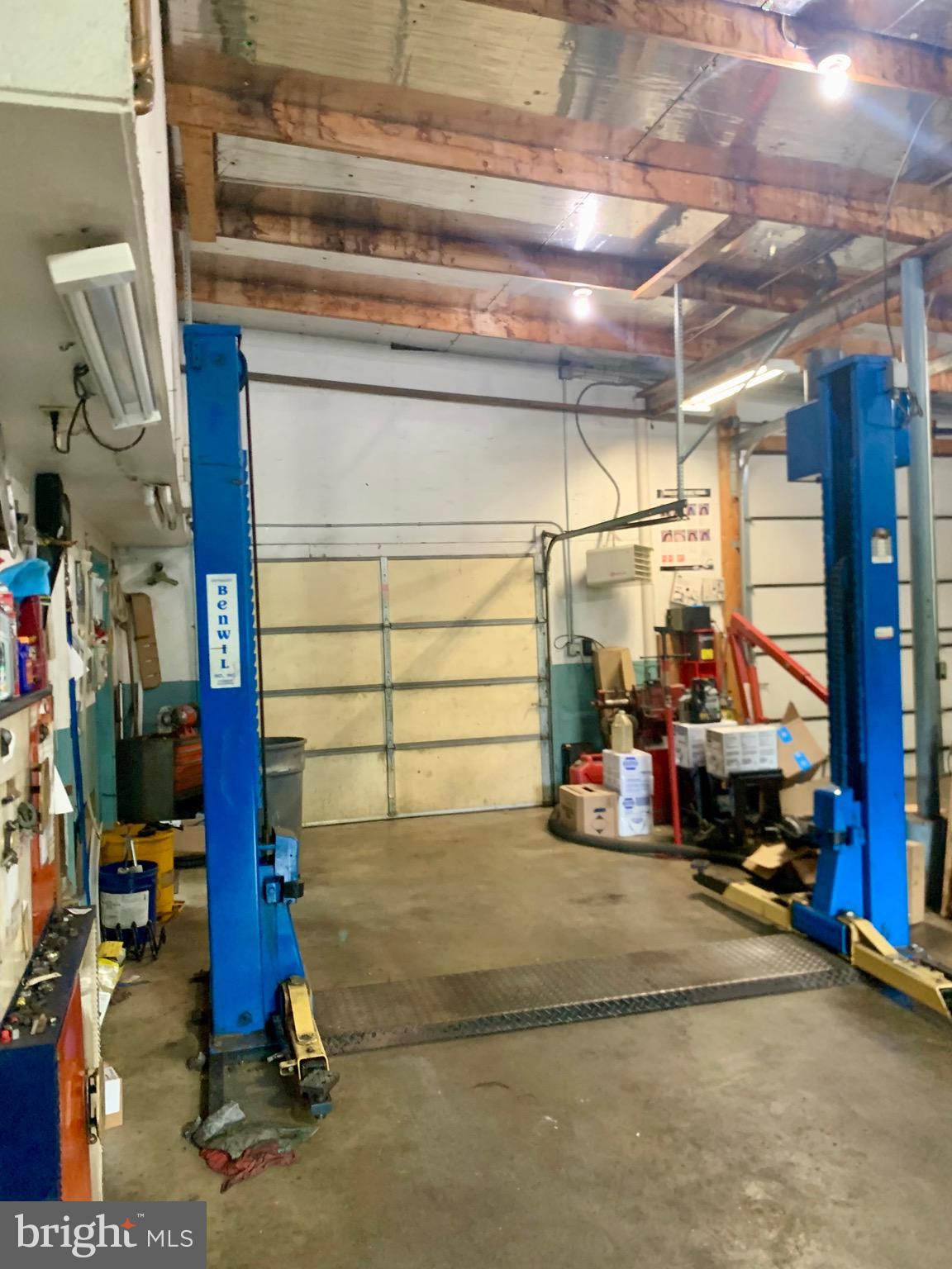 ROGERS HILLSIDE VIEW - Residential