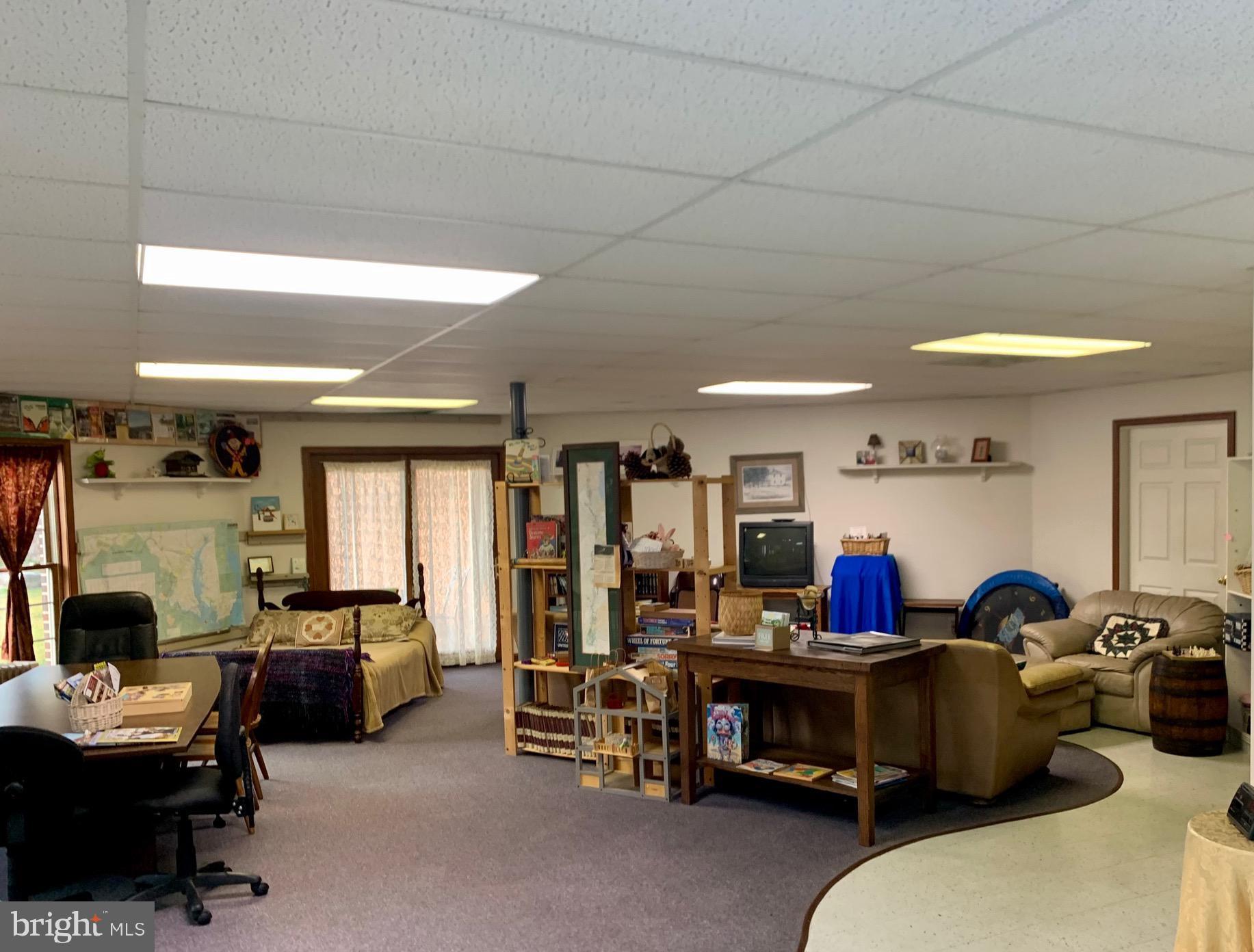 ROGERS HILLSIDE VIEW - Residential