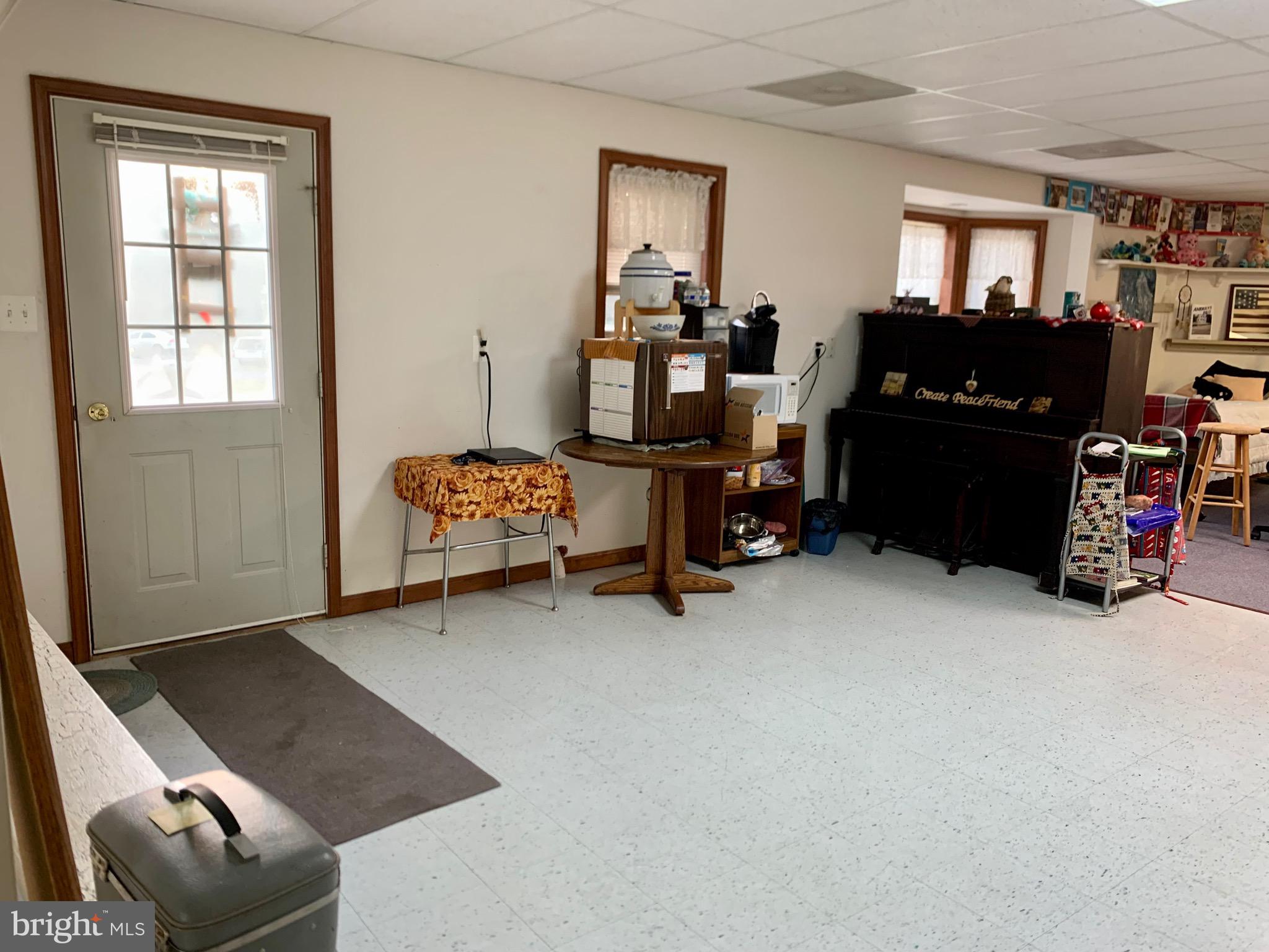 ROGERS HILLSIDE VIEW - Residential