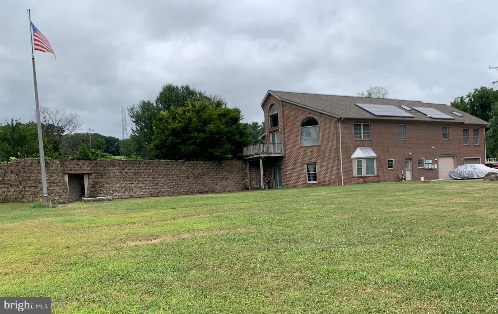 ROGERS HILLSIDE VIEW - Residential