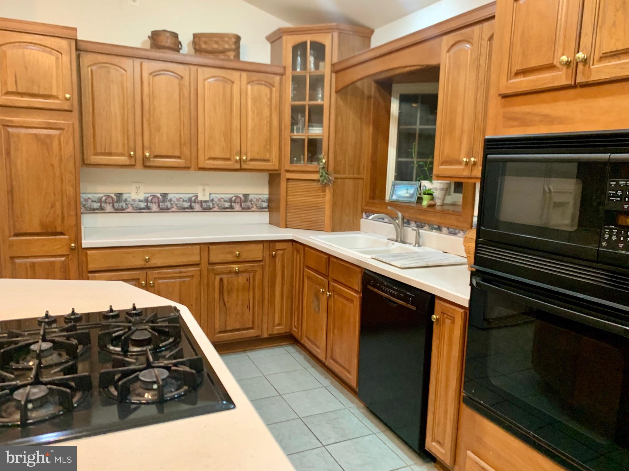 ROGERS HILLSIDE VIEW - Residential