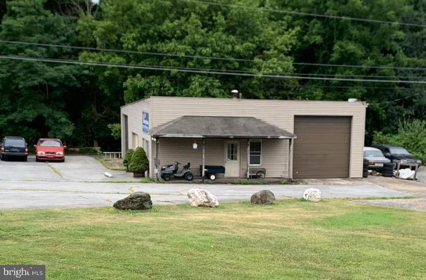 ROGERS HILLSIDE VIEW - Residential
