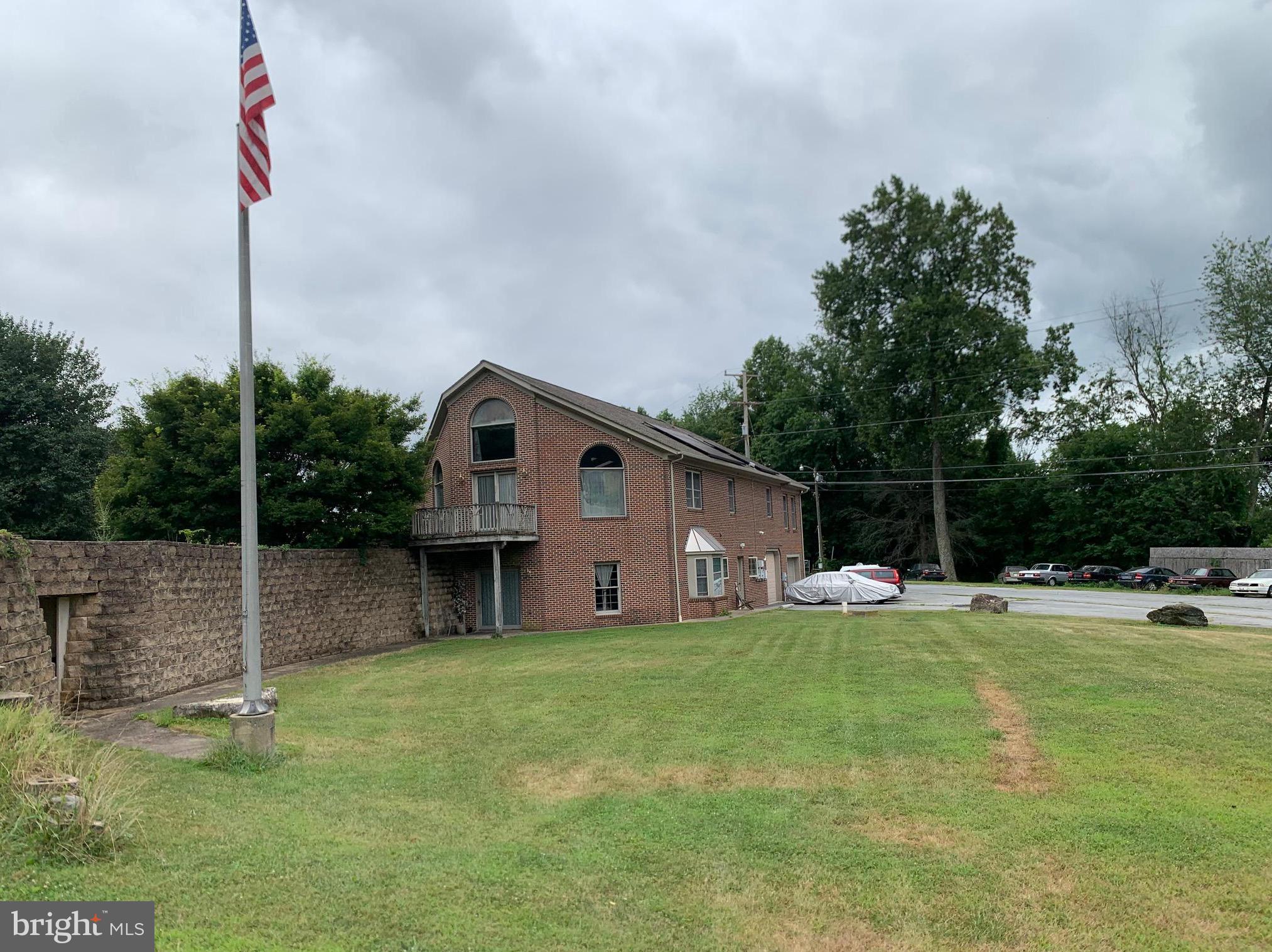 ROGERS HILLSIDE VIEW - Residential