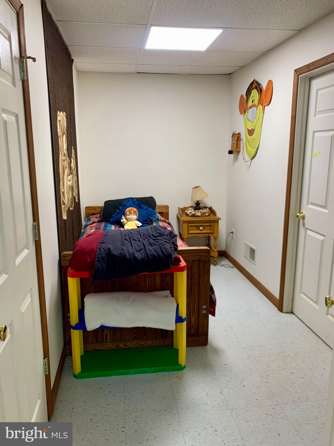 ROGERS HILLSIDE VIEW - Residential