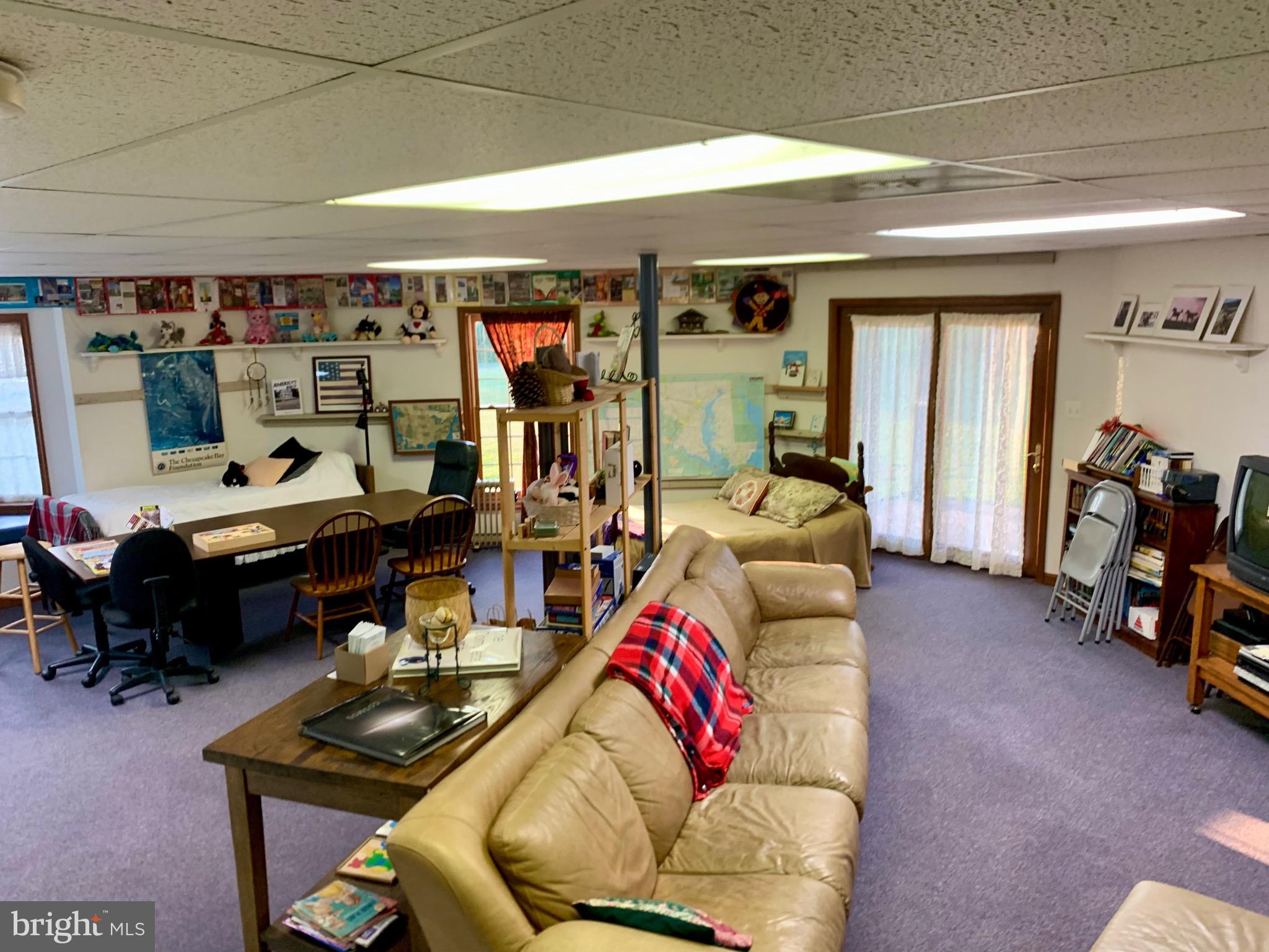 ROGERS HILLSIDE VIEW - Residential