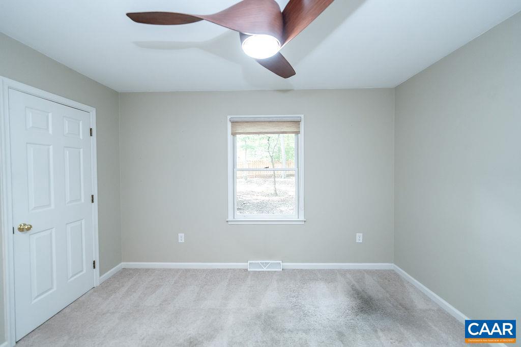 LAKE MONTICELLO - Residential