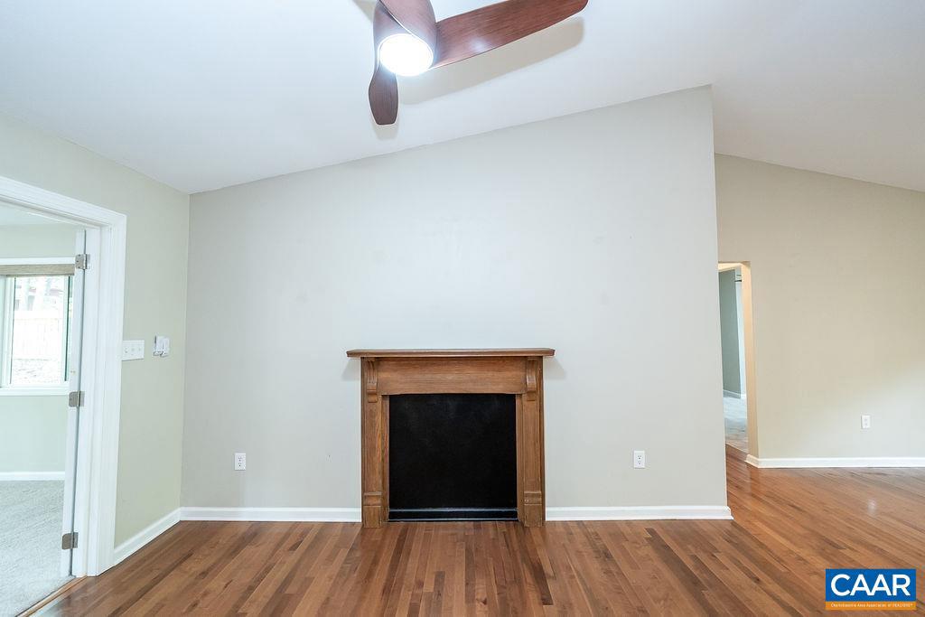 LAKE MONTICELLO - Residential