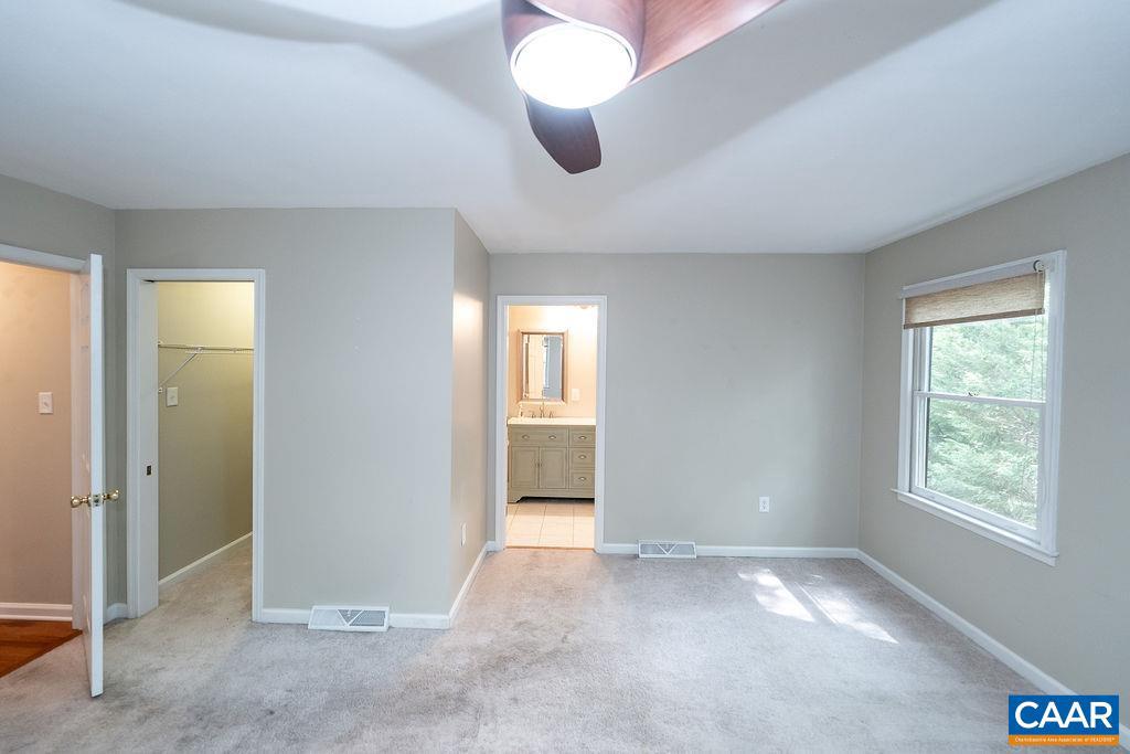 LAKE MONTICELLO - Residential