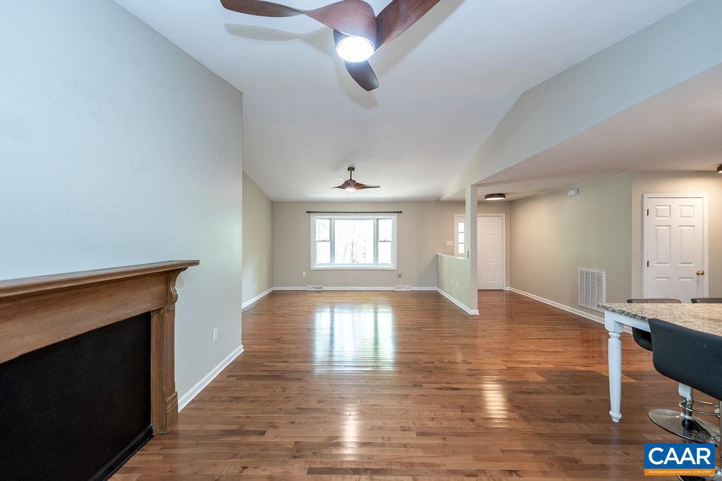 LAKE MONTICELLO - Residential