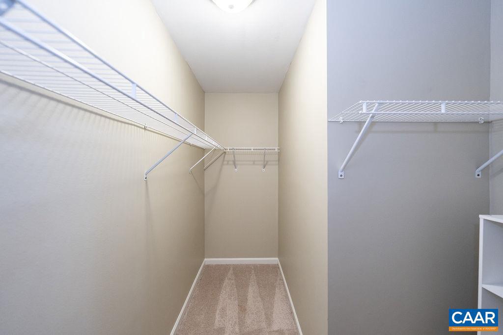 LAKE MONTICELLO - Residential