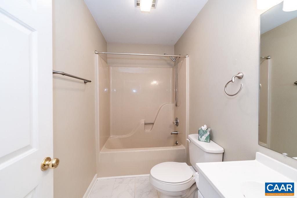 LAKE MONTICELLO - Residential