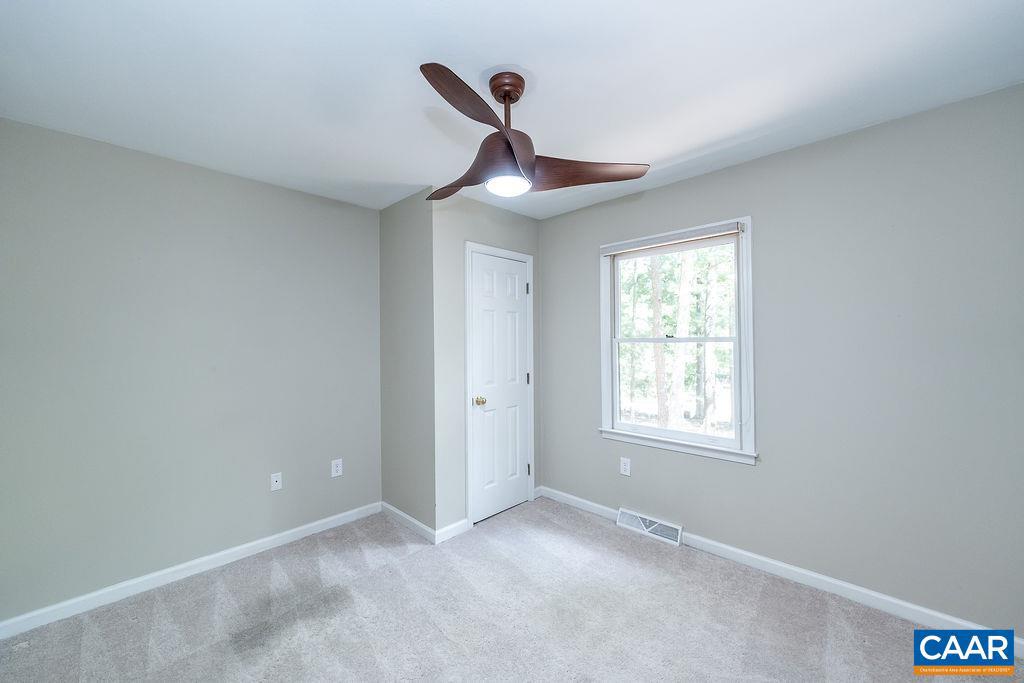 LAKE MONTICELLO - Residential