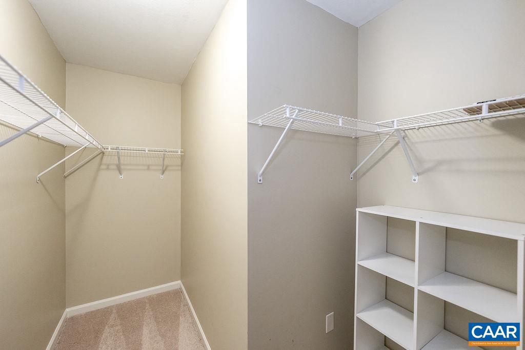 LAKE MONTICELLO - Residential