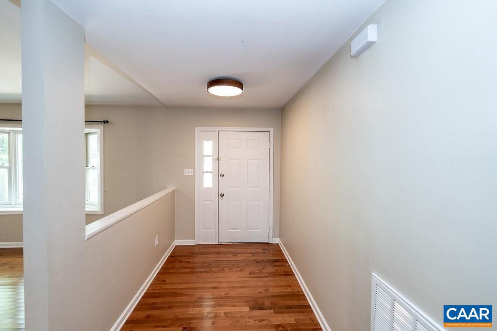 LAKE MONTICELLO - Residential